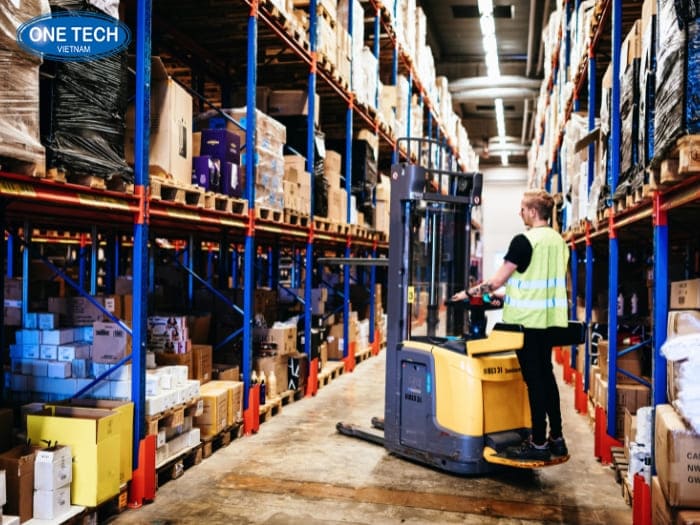 Khi nào doanh nghiệp nên đầu tư kệ pallet 