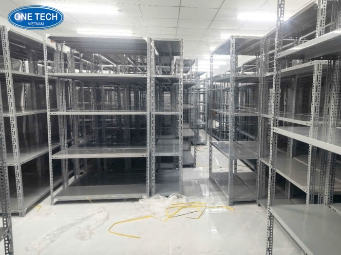 Những lưu ý để mua kệ sắt V lỗ giá rẻ mà vẫn chất lượng