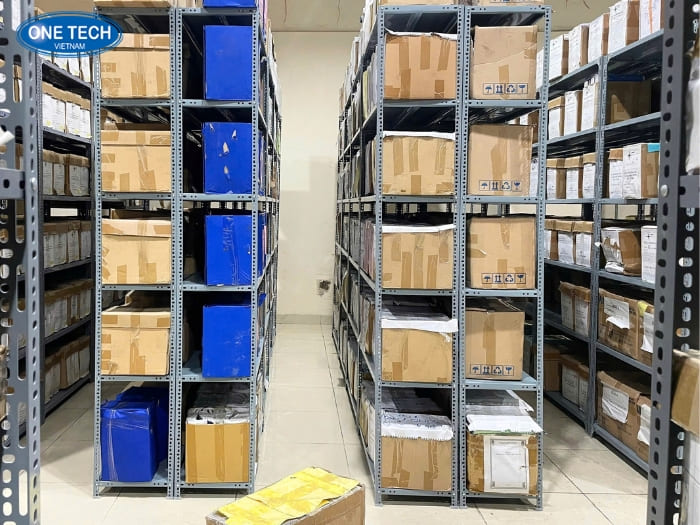 Ứng dụng của kệ sắt V lỗ Nghệ An